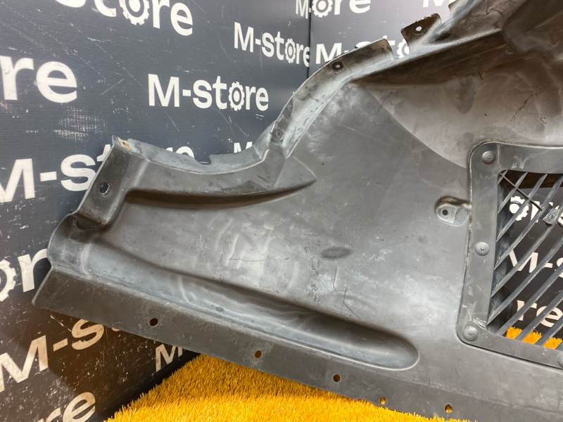 подкрылок, 9000 рублей, Красноярск