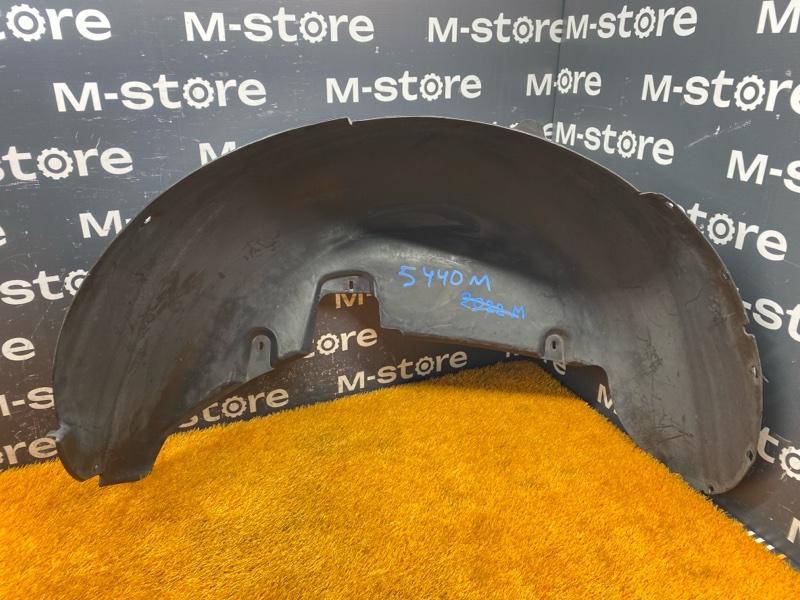 подкрылок, 500 рублей, Красноярск