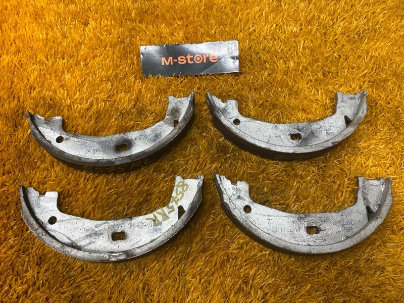 Колодки ручника, 500 рублей, Красноярск