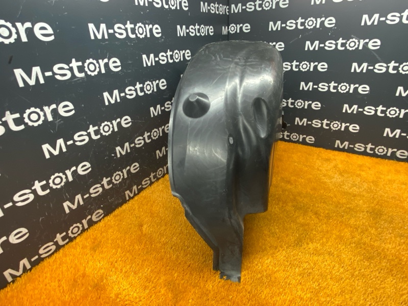 подкрылок, 1500 рублей, Красноярск