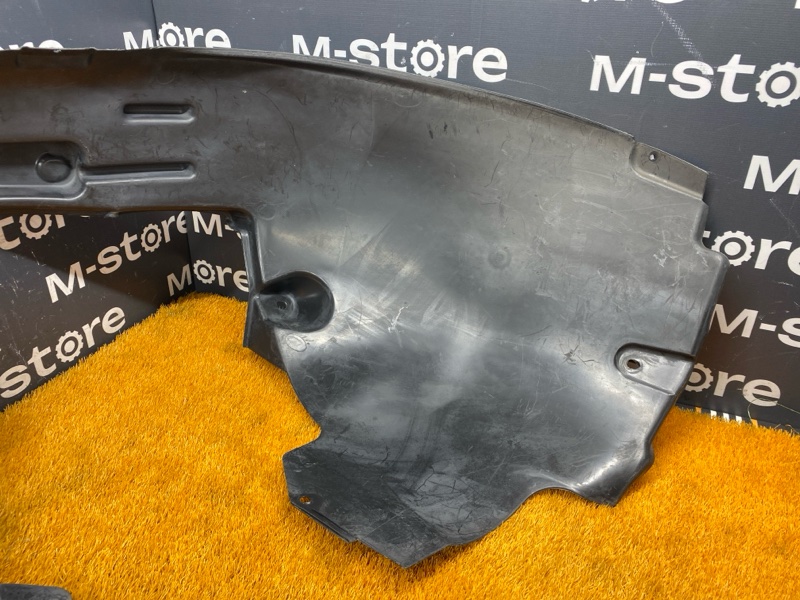 подкрылок, 8000 рублей, Красноярск