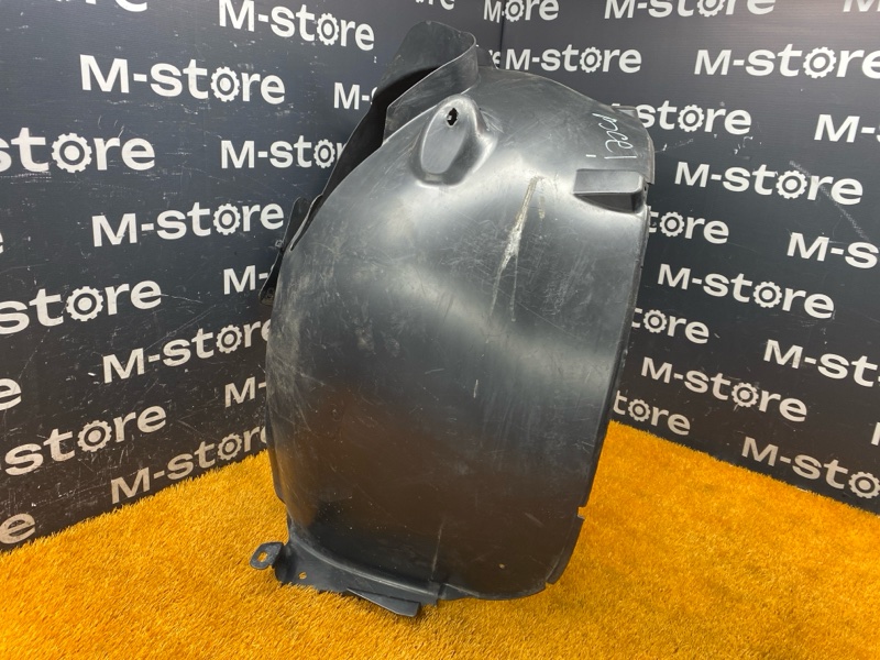 подкрылок, 8000 рублей, Красноярск