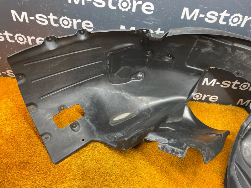 подкрылок, 5000 рублей, Красноярск