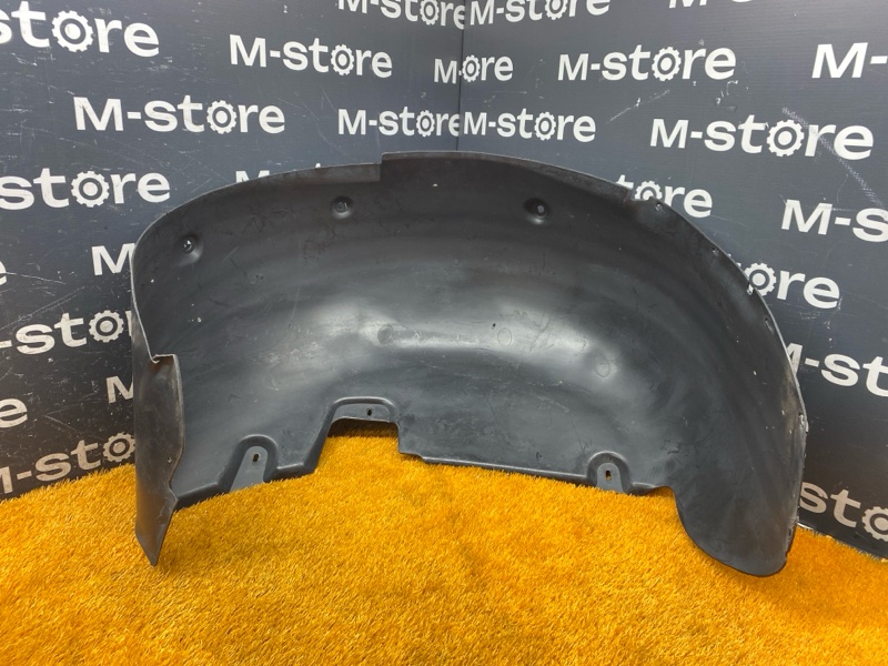 подкрылок, 500 рублей, Красноярск