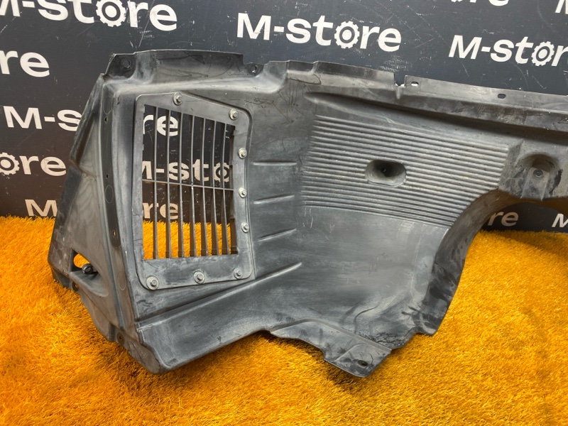 подкрылок, 5000 рублей, Красноярск