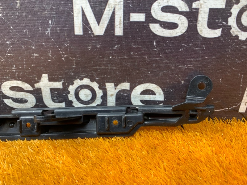 крепление бампера, 500 рублей, Красноярск