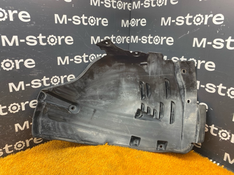 подкрылок, 3000 рублей, Красноярск