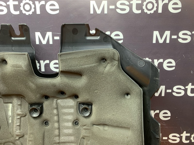 крышка двигателя, 2000 рублей, Красноярск