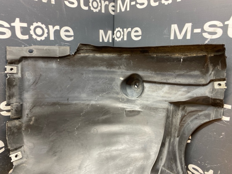 подкрылок, 1000 рублей, Красноярск