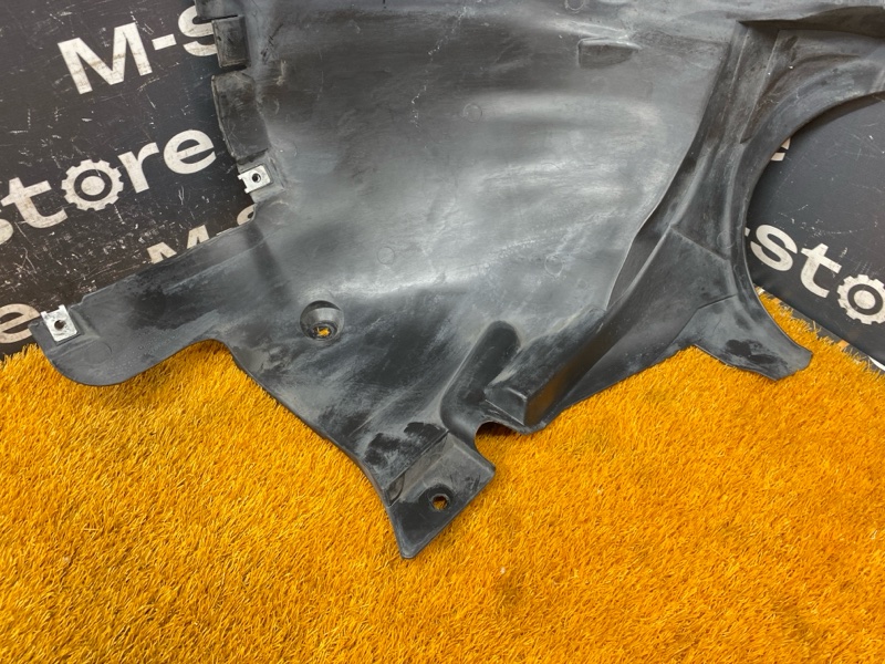 подкрылок, 1000 рублей, Красноярск