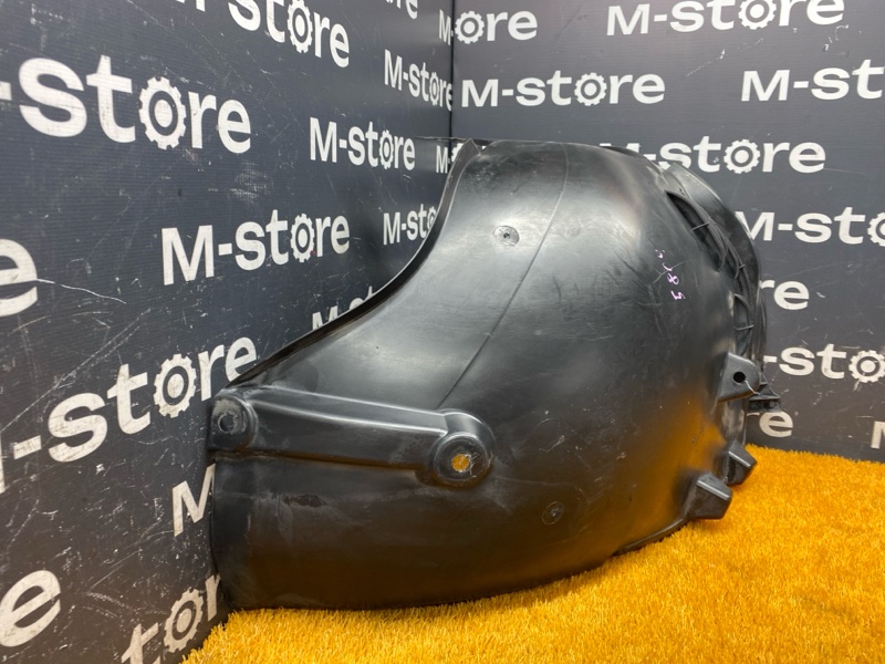 подкрылок, 4000 рублей, Красноярск