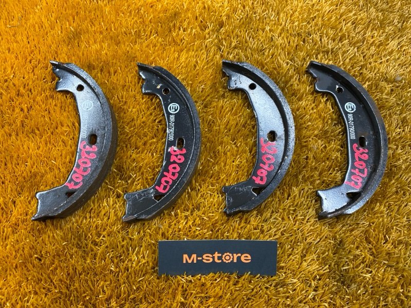 Колодки ручника, 500 рублей, Красноярск