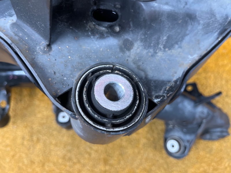 Балка поперечная (подрамник), 4500 рублей, Красноярск