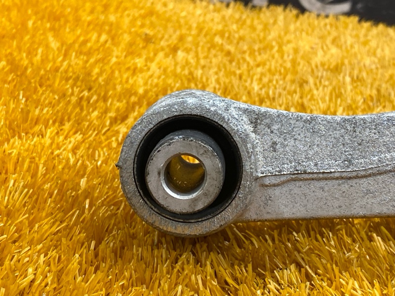 Рычаг подвески верхний, 500 рублей, Красноярск