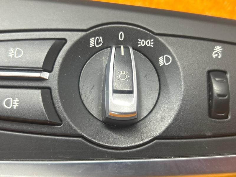 Переключатель света фар, 1000 рублей, Красноярск