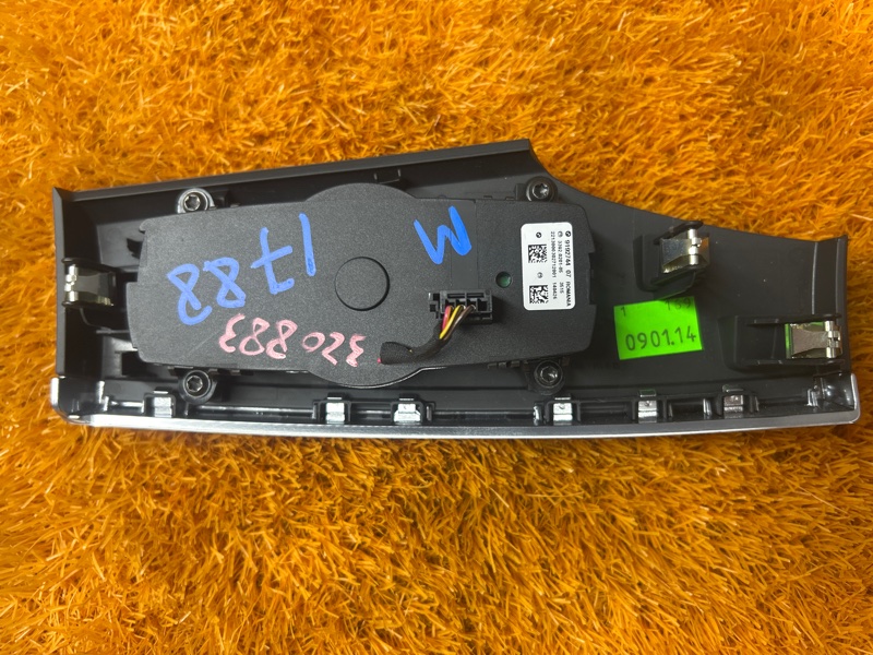 Переключатель света фар, 1000 рублей, Красноярск