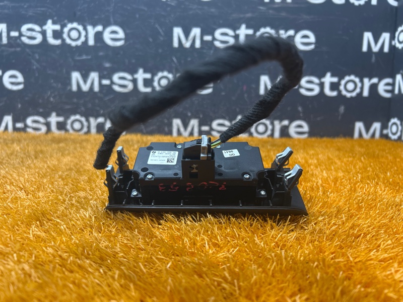 Переключатель света фар, 1000 рублей, Красноярск