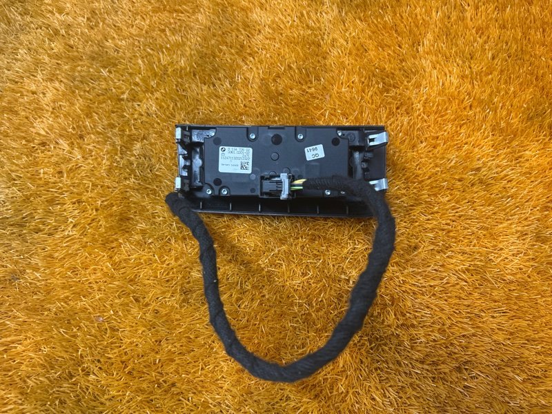 Переключатель света фар, 1000 рублей, Красноярск