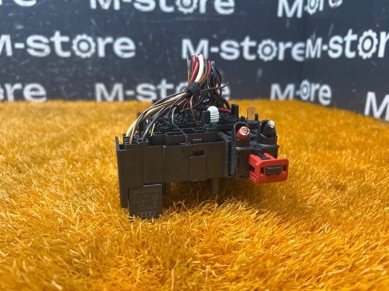 блок предохранителей, 2000 рублей, Красноярск