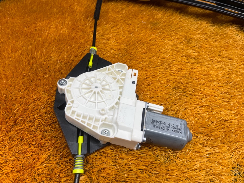 стеклоподъемник, 3000 рублей, Красноярск