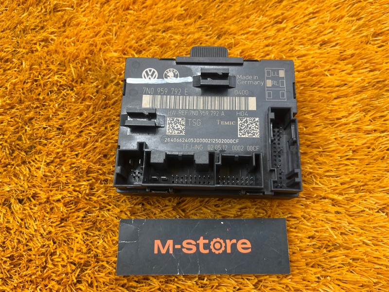 Блок управления дверью, 1000 рублей, Красноярск