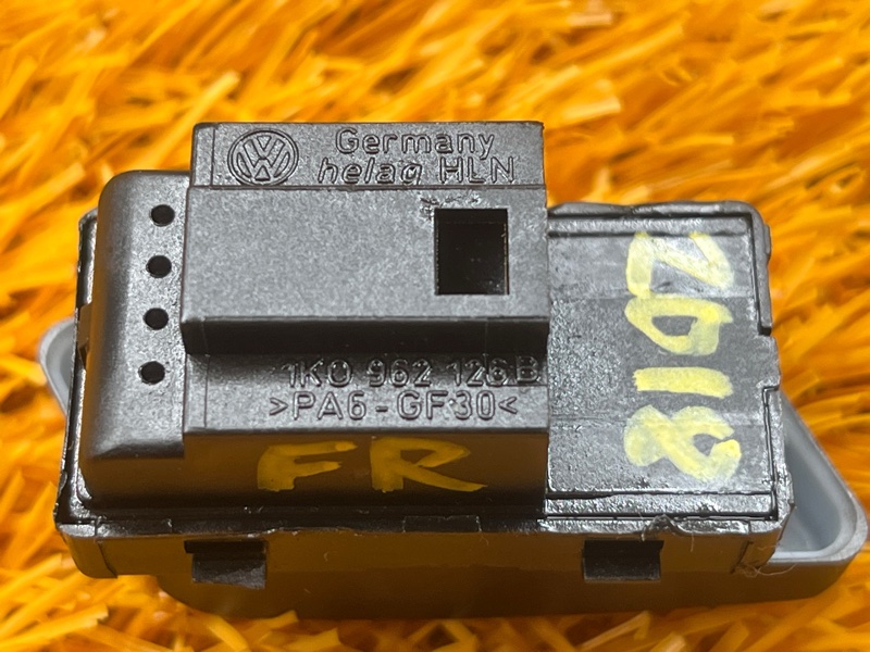 Кнопка центрального замка, 300 рублей, Красноярск