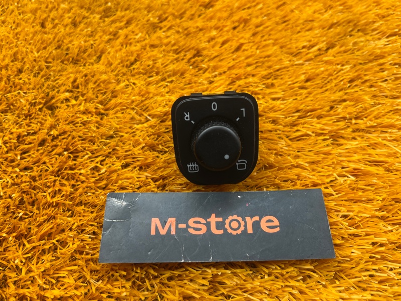 Кнопка регулировки зеркал, 500 рублей, Красноярск