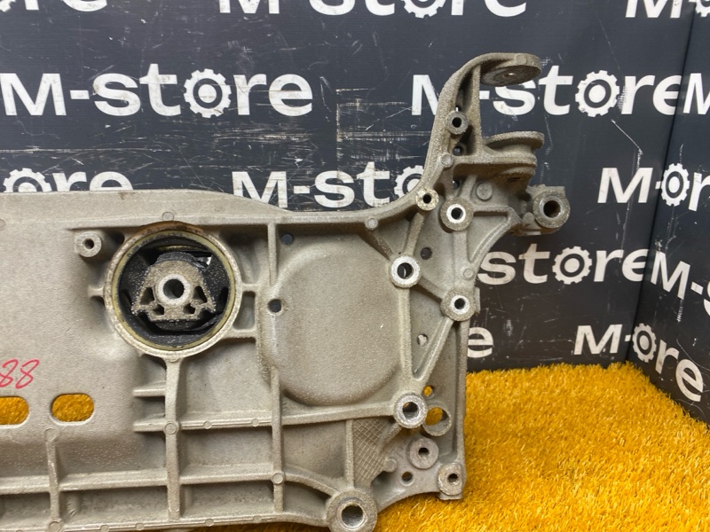 Балка поперечная (подрамник), 4000 рублей, Красноярск