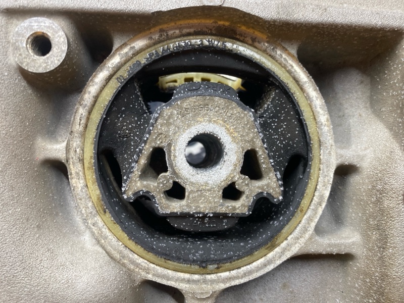 Балка поперечная (подрамник), 4000 рублей, Красноярск