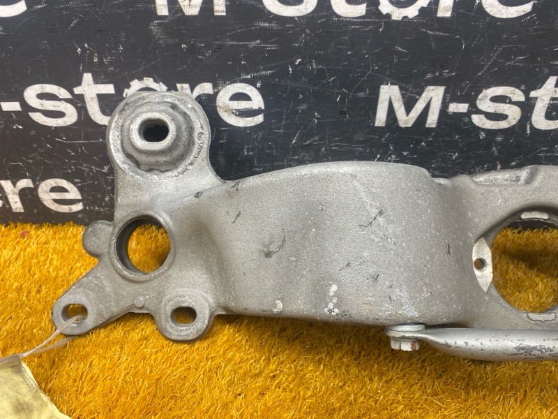 Кронштейн КПП, 2000 рублей, Красноярск