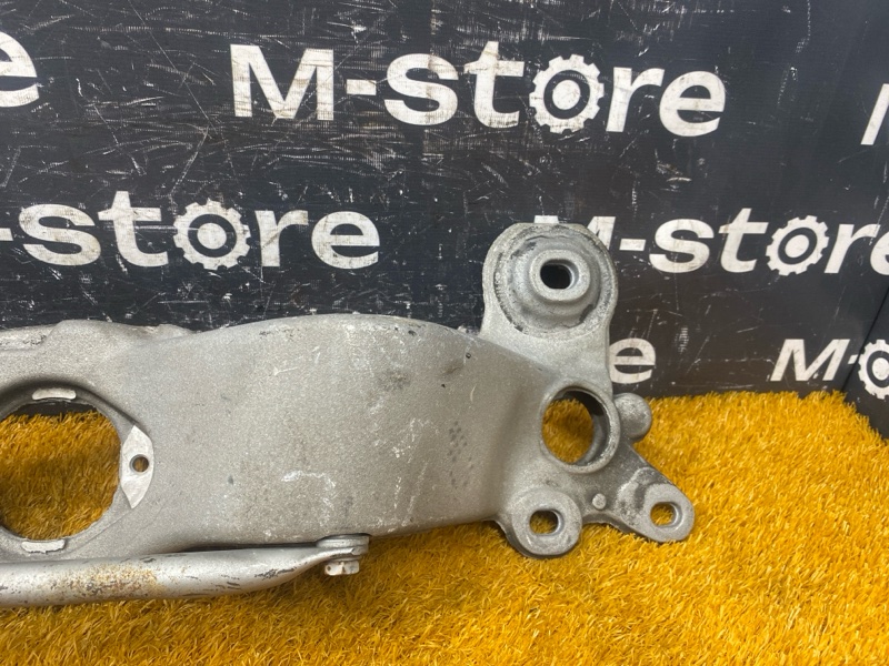 Кронштейн КПП, 2000 рублей, Красноярск