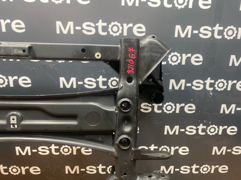 Балка поперечная (подрамник), 9000 рублей, Красноярск