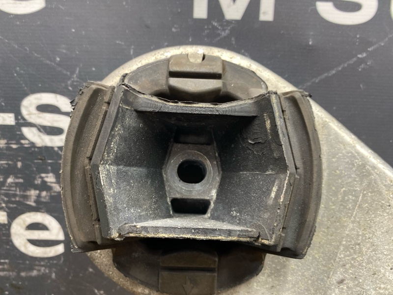 Балка поперечная (подрамник), 1200 рублей, Красноярск