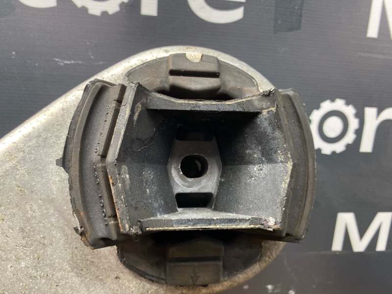 Балка поперечная (подрамник), 1200 рублей, Красноярск