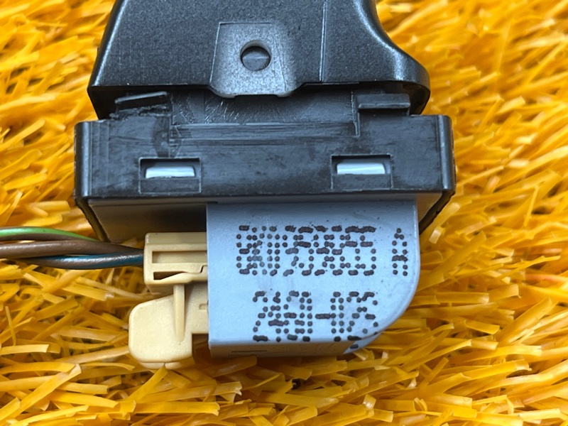 кнопка стеклоподъемника, 200 рублей, Красноярск