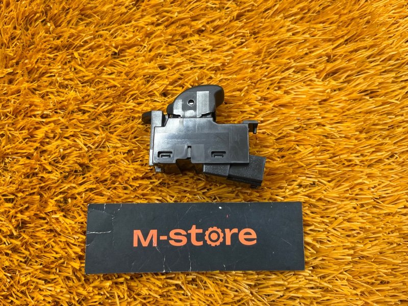 кнопка стеклоподъемника, 500 рублей, Красноярск