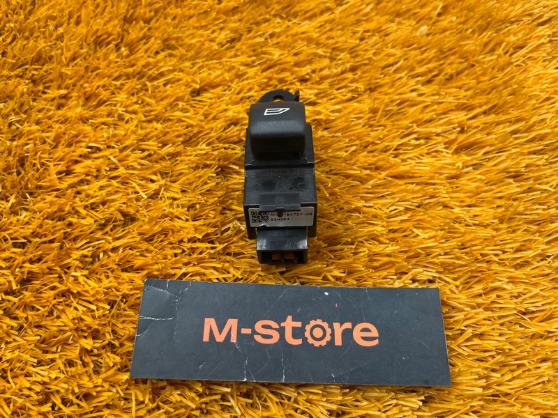 кнопка стеклоподъемника, 500 рублей, Красноярск