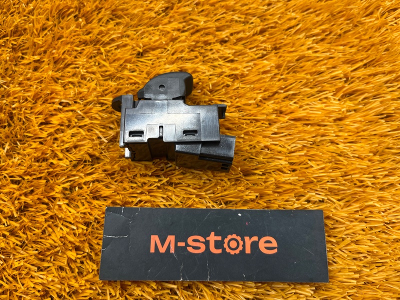 кнопка стеклоподъемника, 500 рублей, Красноярск