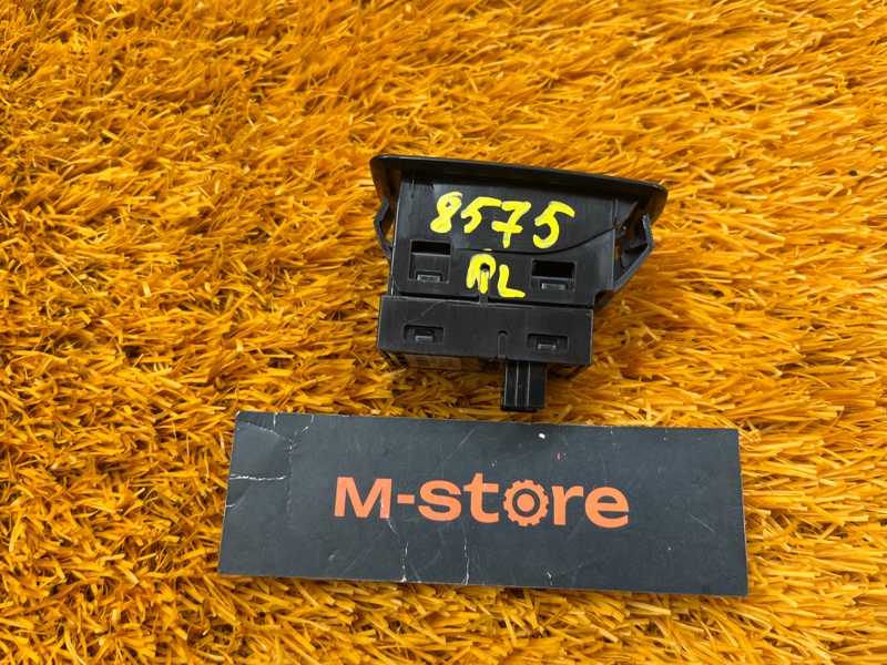 кнопка стеклоподъемника, 200 рублей, Красноярск