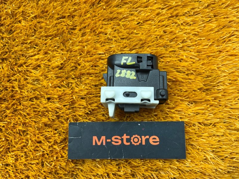 кнопка стеклоподъемника, 300 рублей, Красноярск