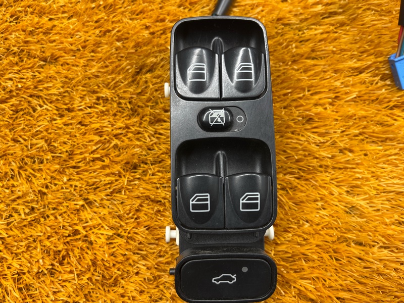 Блок управления стеклоподъемниками, 3500 рублей, Красноярск