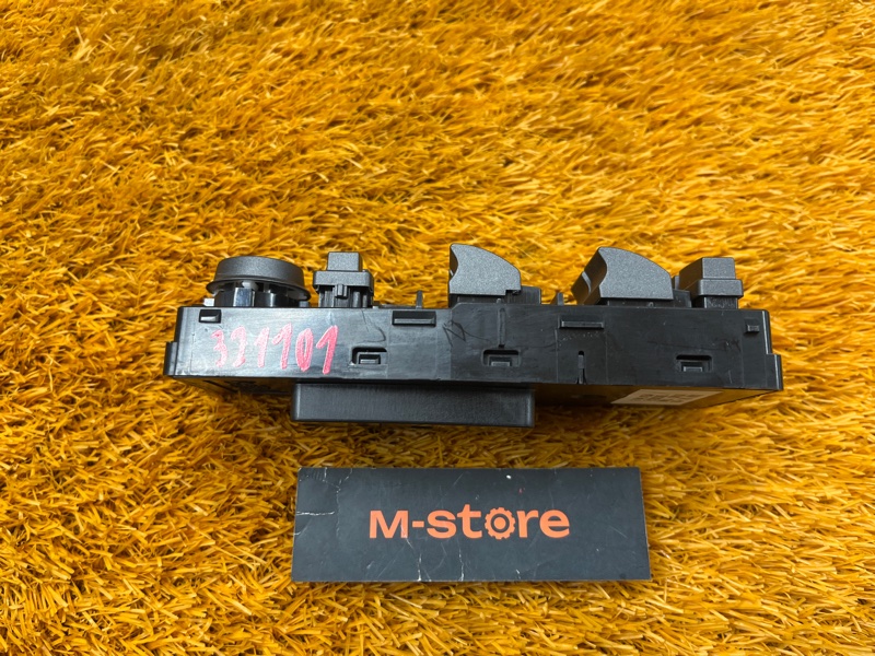 Блок управления стеклоподъемниками, 1000 рублей, Красноярск