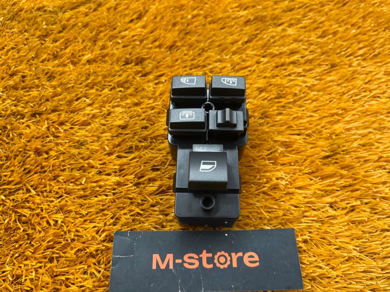 кнопка стеклоподъемника, 500 рублей, Красноярск