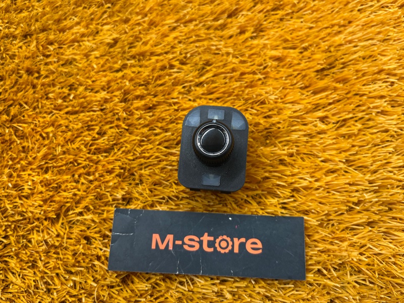 Кнопка регулировки зеркал, 500 рублей, Красноярск