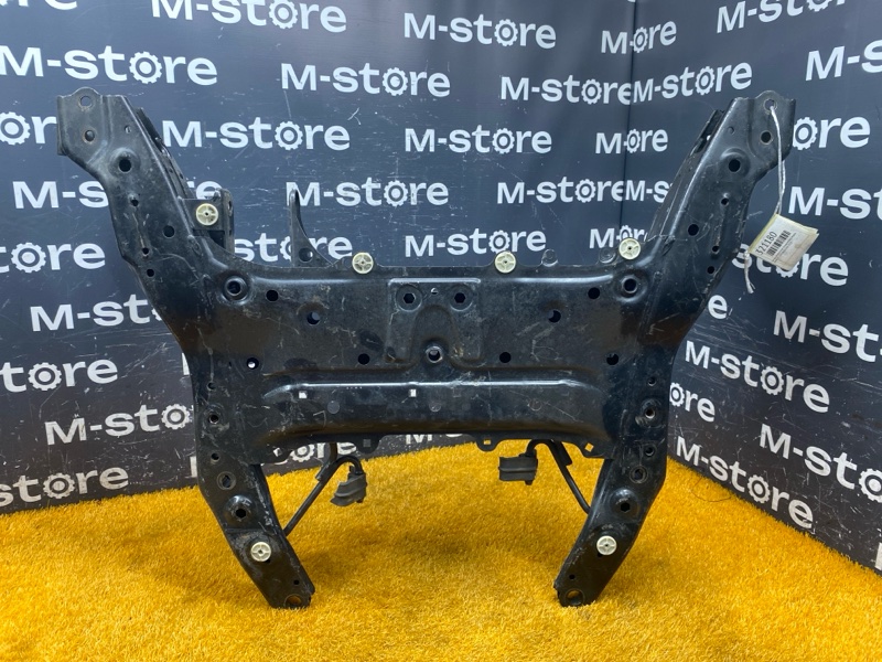 Балка поперечная (подрамник), 8000 рублей, Красноярск