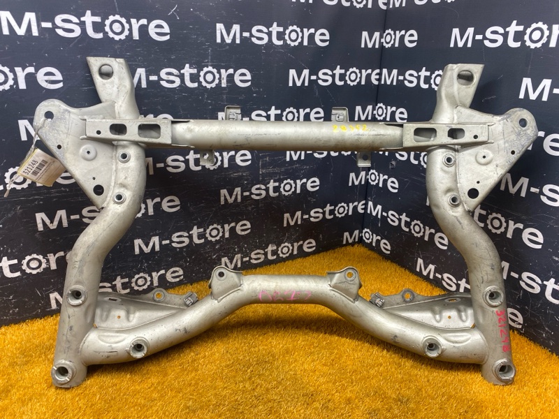 Балка поперечная (подрамник), 6700 рублей, Красноярск