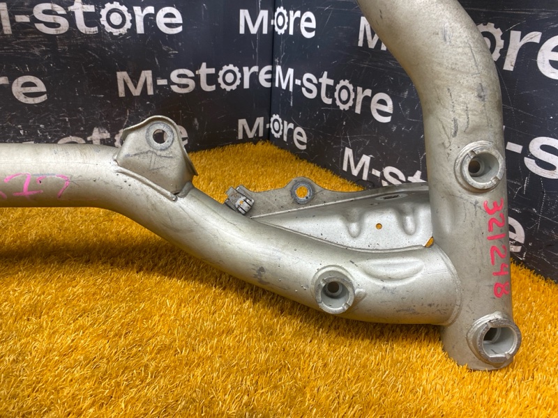 Балка поперечная (подрамник), 6700 рублей, Красноярск