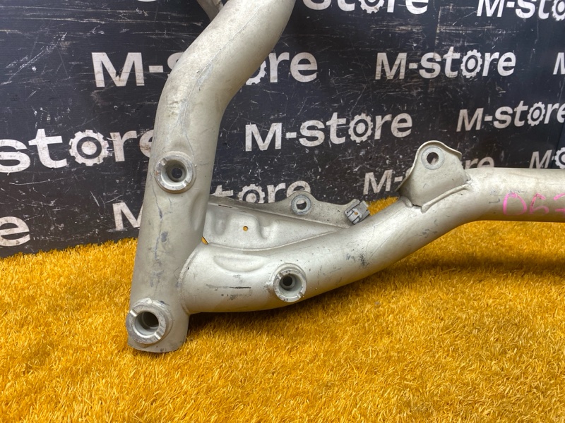 Балка поперечная (подрамник), 6700 рублей, Красноярск