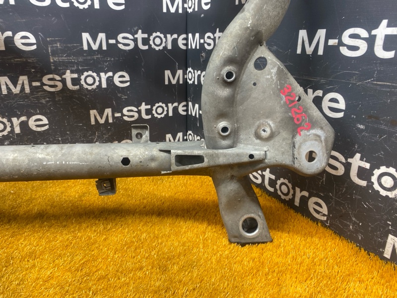 Балка поперечная (подрамник), 2000 рублей, Красноярск