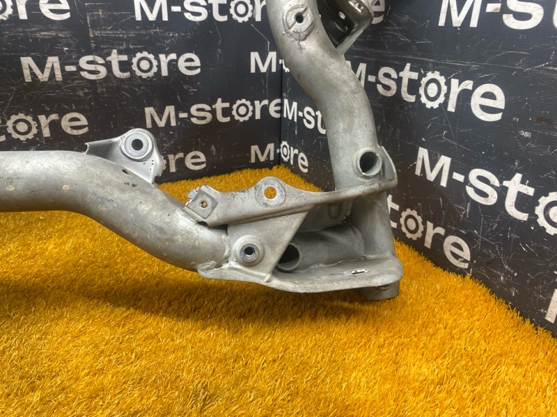 Балка поперечная (подрамник), 2000 рублей, Красноярск